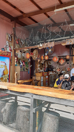 CHEW JETTY CAFE - Gastronomi dan perhotelan