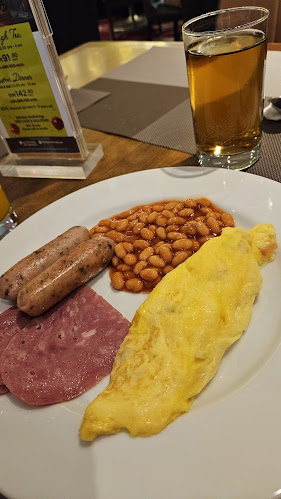 Melting Pot Cafe - Gastronomi dan perhotelan