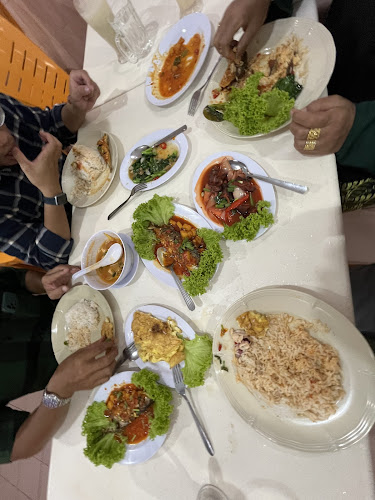 AMIEYRA TOMYAM - Gastronomi dan perhotelan