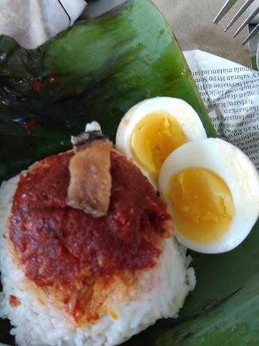 Kedai Makanan & Minuman Ikhbal - Gastronomi dan perhotelan