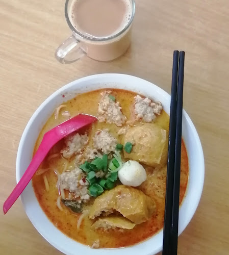 Siam Guan Kopitiam 向陽茶餐室 - Gastronomi dan perhotelan