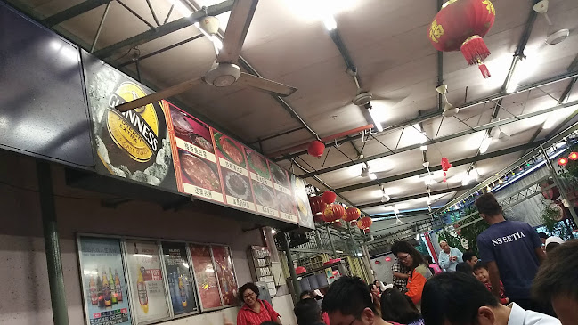 Alor Akar Seafood Restaurant