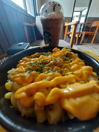 Opinii despre Starbucks în Ayer Keroh - Gastronomi dan perhotelan