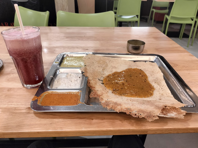 Opinii despre Restaurant Saravanaa Bhavan Brickfields în Kuala Lumpur - Gastronomi dan perhotelan