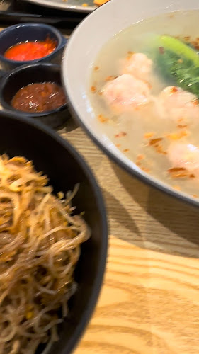 Comentarii opinii despre Noodle Art SS2