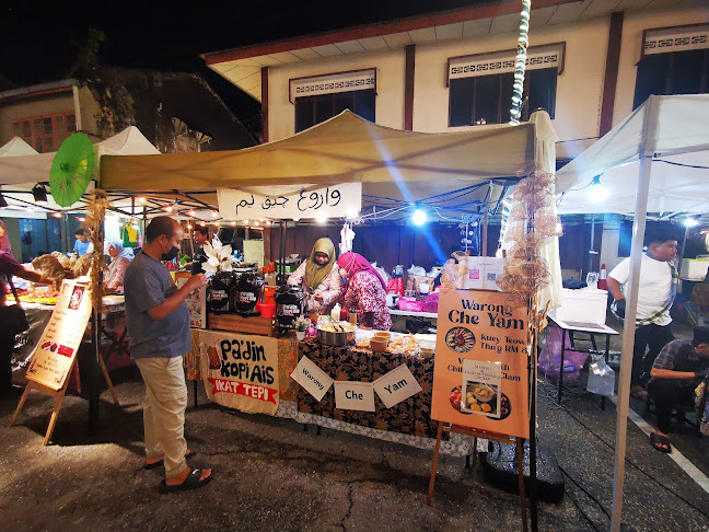 Pasar Malam / Jalan Pasola 34200 Parit Buntar Perak