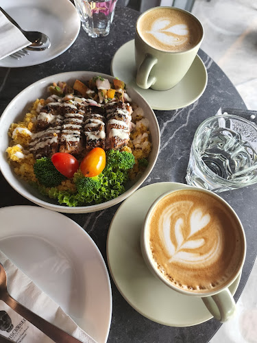 Opinii despre Undisclosed Location în Petaling Jaya - Gastronomi dan perhotelan