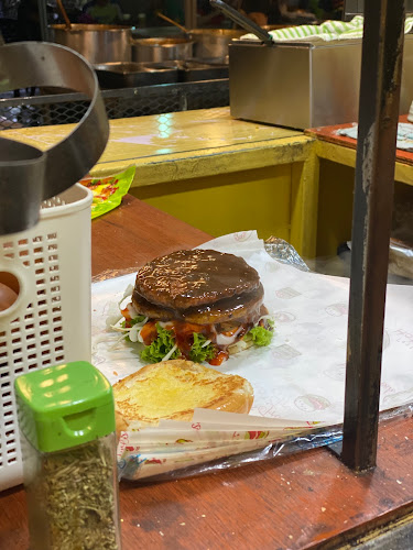 Burger Celop Dapowalid - Gastronomi dan perhotelan