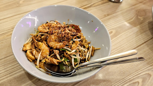 Sitiawan Strawberry Kafe - Gastronomi dan perhotelan