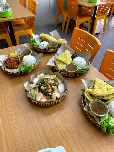 RESTORAN AYAM GEPREK PARAGON