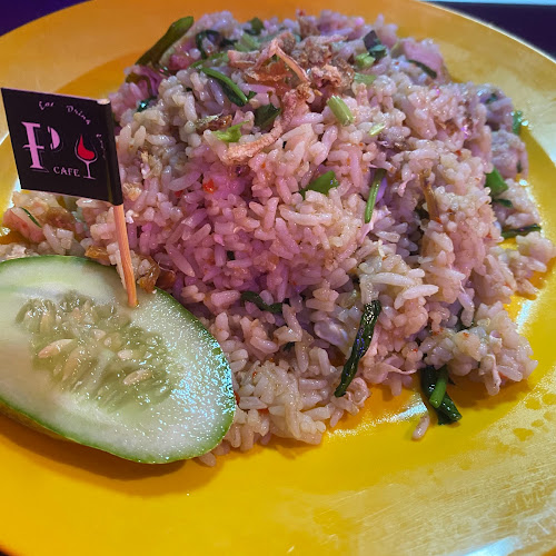 Opinii despre PORT LEPAK CAFE în Kuantan - Gastronomi dan perhotelan