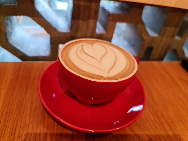 The Moment Cafe 瞬 · 咖啡館 - Gastronomi dan perhotelan