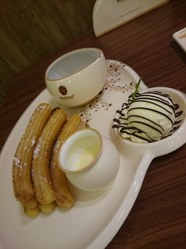 Comentarii opinii despre Molten Chocolate Cafe Uptown Damansara