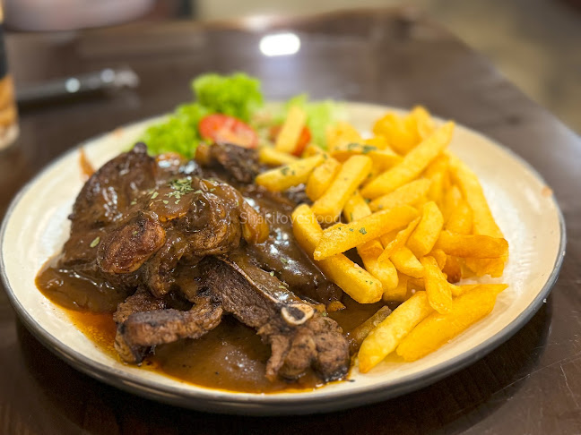 Jasper Cafe - Gastronomi dan perhotelan