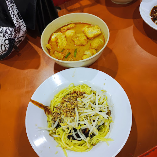 Comentarii opinii despre Mee Kari Daud Mat Jasak