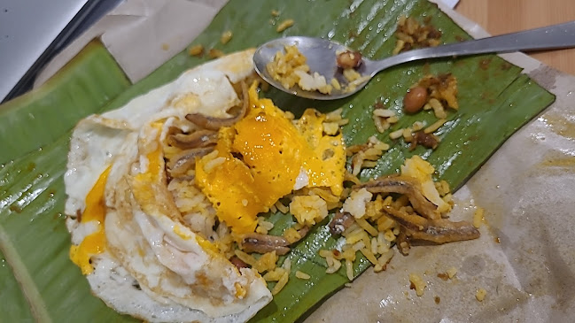 Bungkus Kaw Kaw @ Suria KLCC - Kuala Lumpur