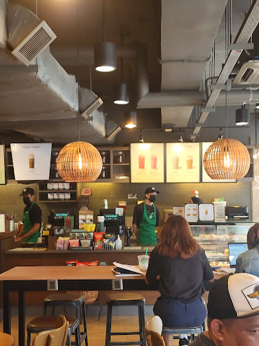 Comentarii opinii despre Starbucks MBC Tower