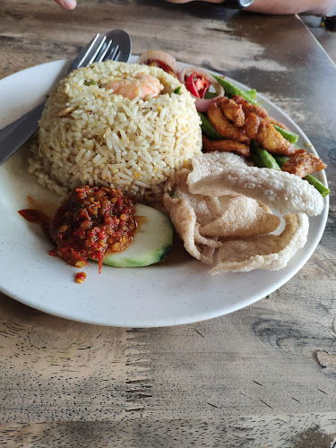 Comentarii opinii despre Restoran Periuk Belanga