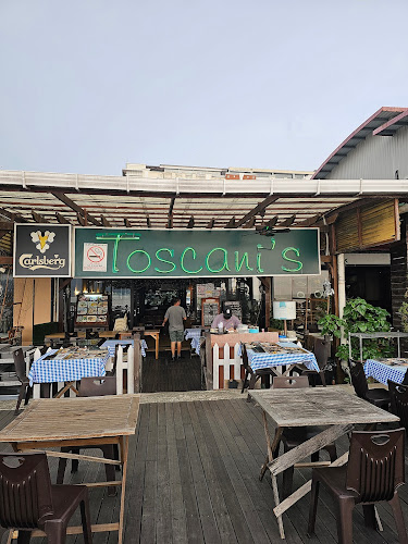 Toscani's Wine & Dine Cafe - Gastronomi dan perhotelan