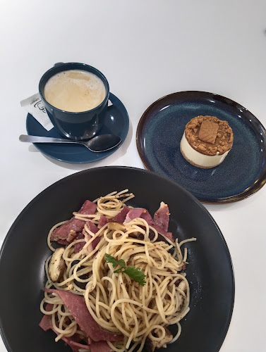 Pasta Ohsem & Purple Monkey - Gastronomi dan perhotelan