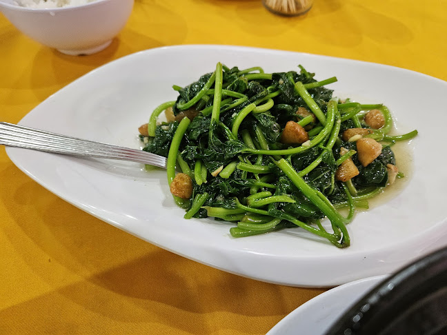 Robson Heights Seafood Restaurant