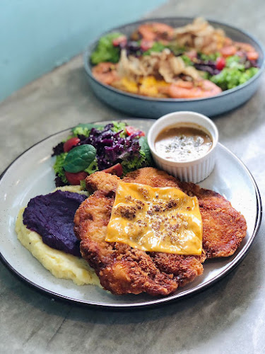 Comentarii opinii despre Mansion 28