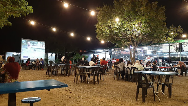 Makcik Cafe - Gastronomi dan perhotelan