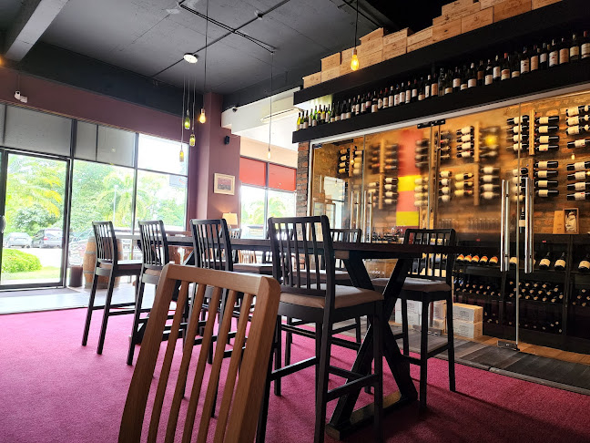 Ground floor/S3-A The Peak Vista, 88400 Kota Kinabalu, Sabah