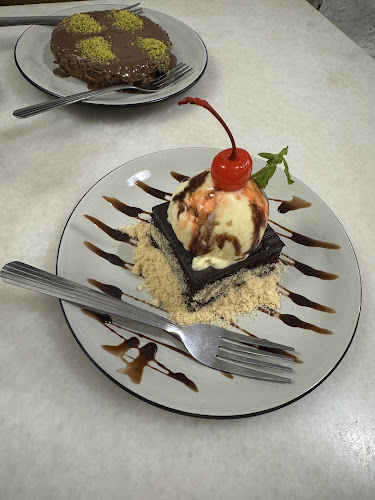 CAFE AURA RISE AND GRIND - George Town