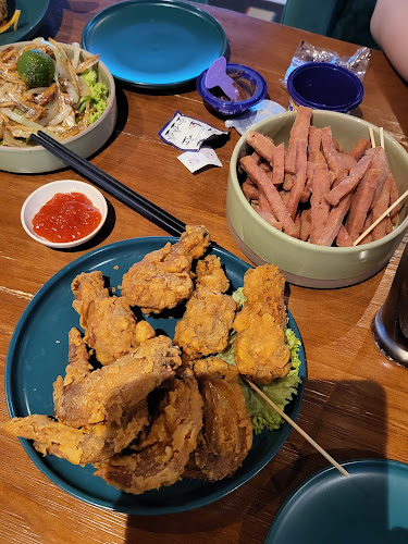 NINETEEN 89 BAR & BISTRO - Gastronomi dan perhotelan