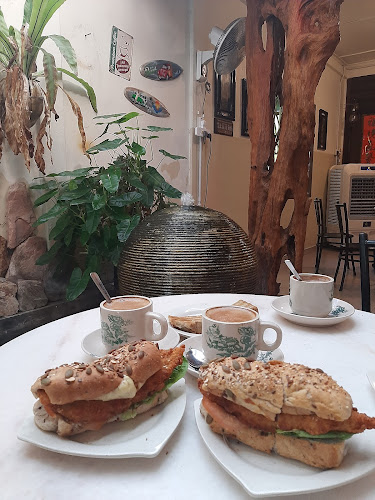 Olive Baker - Gastronomi dan perhotelan