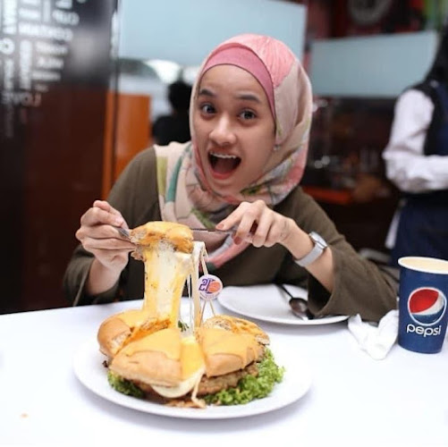 Cafe 3 Sekawan - Gastronomi dan perhotelan