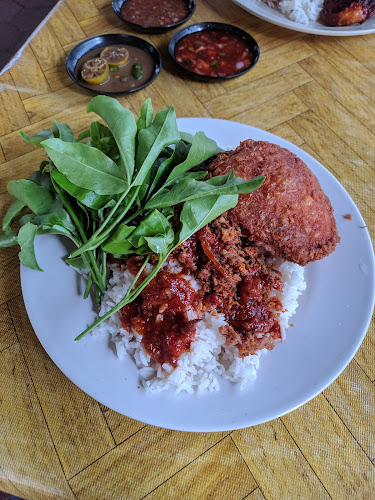 No 8, syukor tomyam, pusat daerah seksyen 6, Seksyen 6, 40000 Shah Alam, Selangor