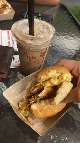 SANTAI LEPAK’S MALAM - Gastronomi dan perhotelan