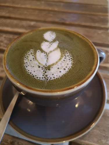 Opinii despre 100 houz coffee & breakfast în Kajang - Gastronomi dan perhotelan