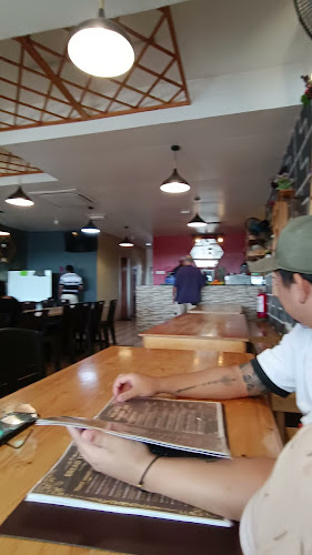 Nature's Touch Cafe - Bukit Beruang