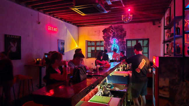 Her Room - Gastronomi dan perhotelan