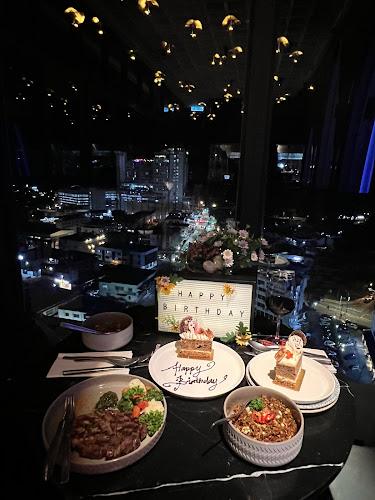 Cavakita Rooftop Bar & Restaurant