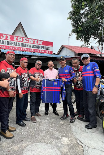 Haji Isenin Restoran Kari Kepala Ikan & Asam Pedas Semabok Melaka