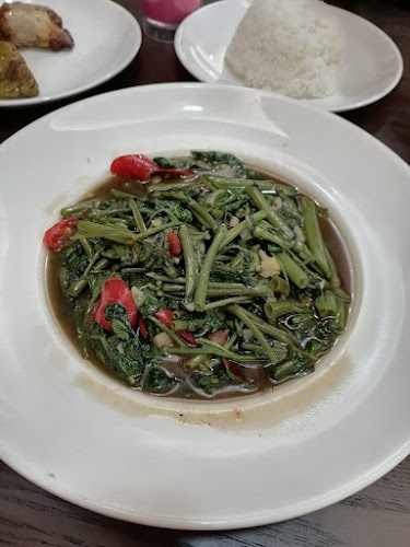 Little Thai Kuching - Gastronomi dan perhotelan