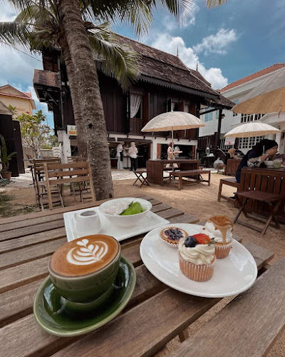 Aurora Coffee House - Gastronomi dan perhotelan