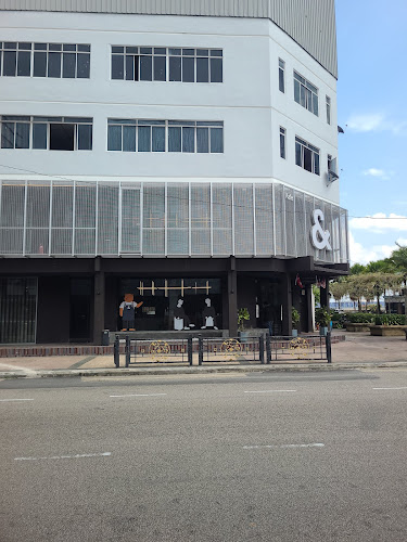 & kafe - Johor Bahru