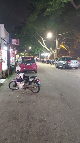 Opinii despre Nature's Touch Cafe în Bukit Beruang - Gastronomi dan perhotelan