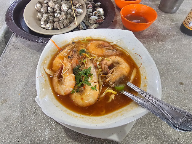 Opinii despre Restoran Mee Udang Mak Jah în Kuala Sepetang - Gastronomi dan perhotelan
