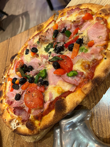 Lot G209, The Promenade, 1 Utama Shopping Centre, 1, Lebuh Bandar Utama, Bandar Utama, 47800 Petaling Jaya, Selangor