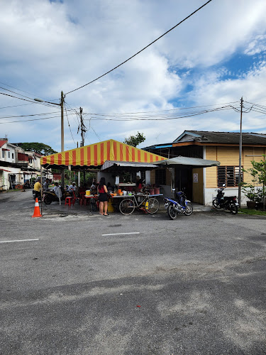 Enggor Curry Noodle - Gastronomi dan perhotelan