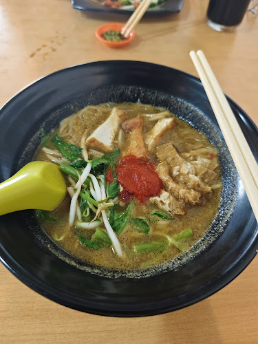 Casa Station Vegetarian Restaurant - Gastronomi dan perhotelan