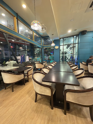 Nawab's Restaurant - North Indian, Gujarati, Middle East Cuisine - Gastronomi dan perhotelan