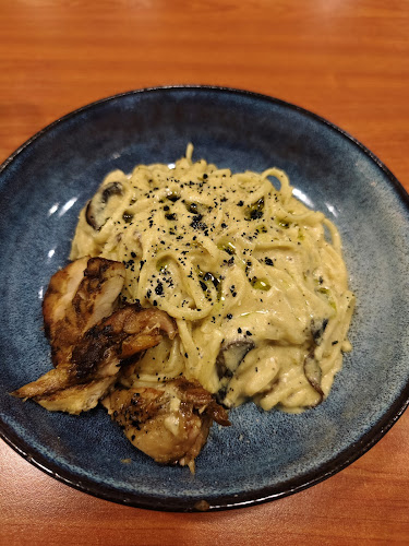 Mansion 28 - Gastronomi dan perhotelan