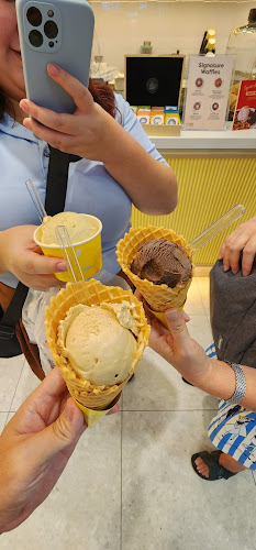 Comentarii opinii despre Inside Scoop AEON Mall Bukit Indah